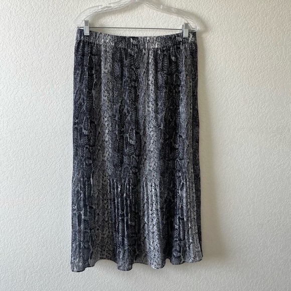 Anthropologie | Skies Are Blue Pleated Side Slit Snake Print Skirt - Picture 10 of 12